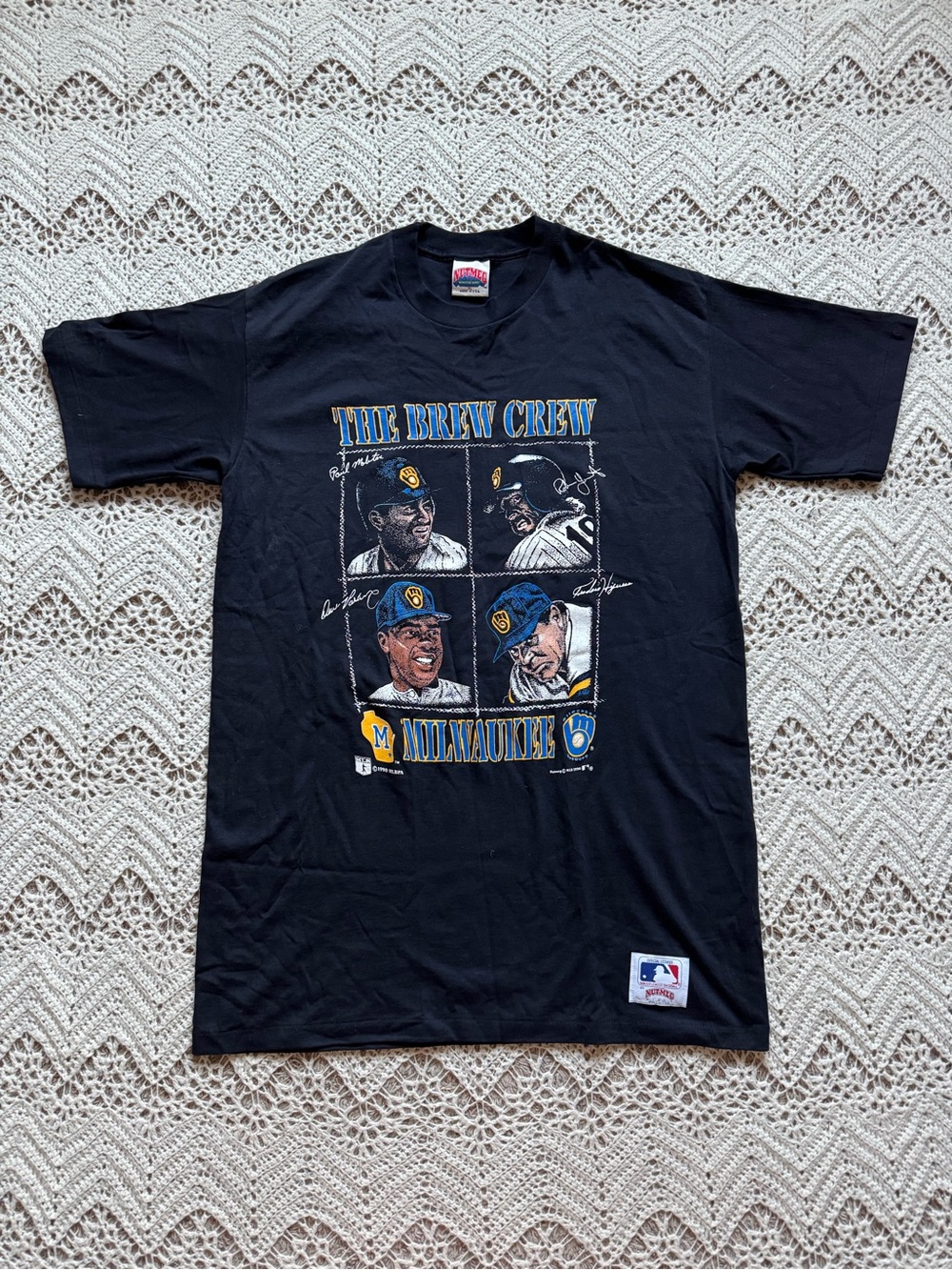 Vintage 1990 Milwaukee Brewers “The Brew Crew” T-Shirt Nutmeg Mills Single Stich